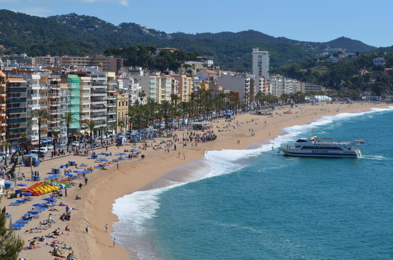 Michelle Villa Lloret de Mar